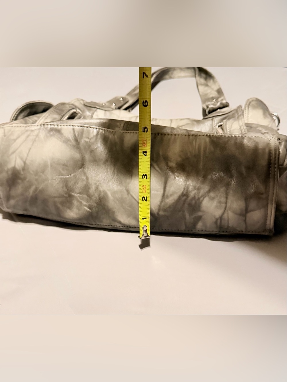 Angel Kiss Metallic Silver Tie-Dye Shoulder Bag - Picture 10 of 15